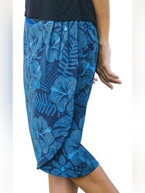 RipSkirt Hawaii Wrap Skirt Size Medium Length 3 Maui Moonlight Tropical Floral